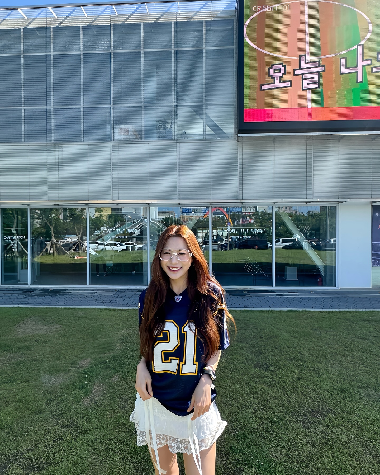 블록코어룩+스커트 매치🤍🖤힙블리 이미지4