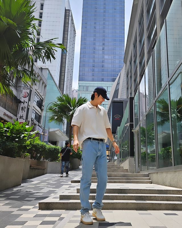 더워도 청바지는 포기못함👖 이미지3