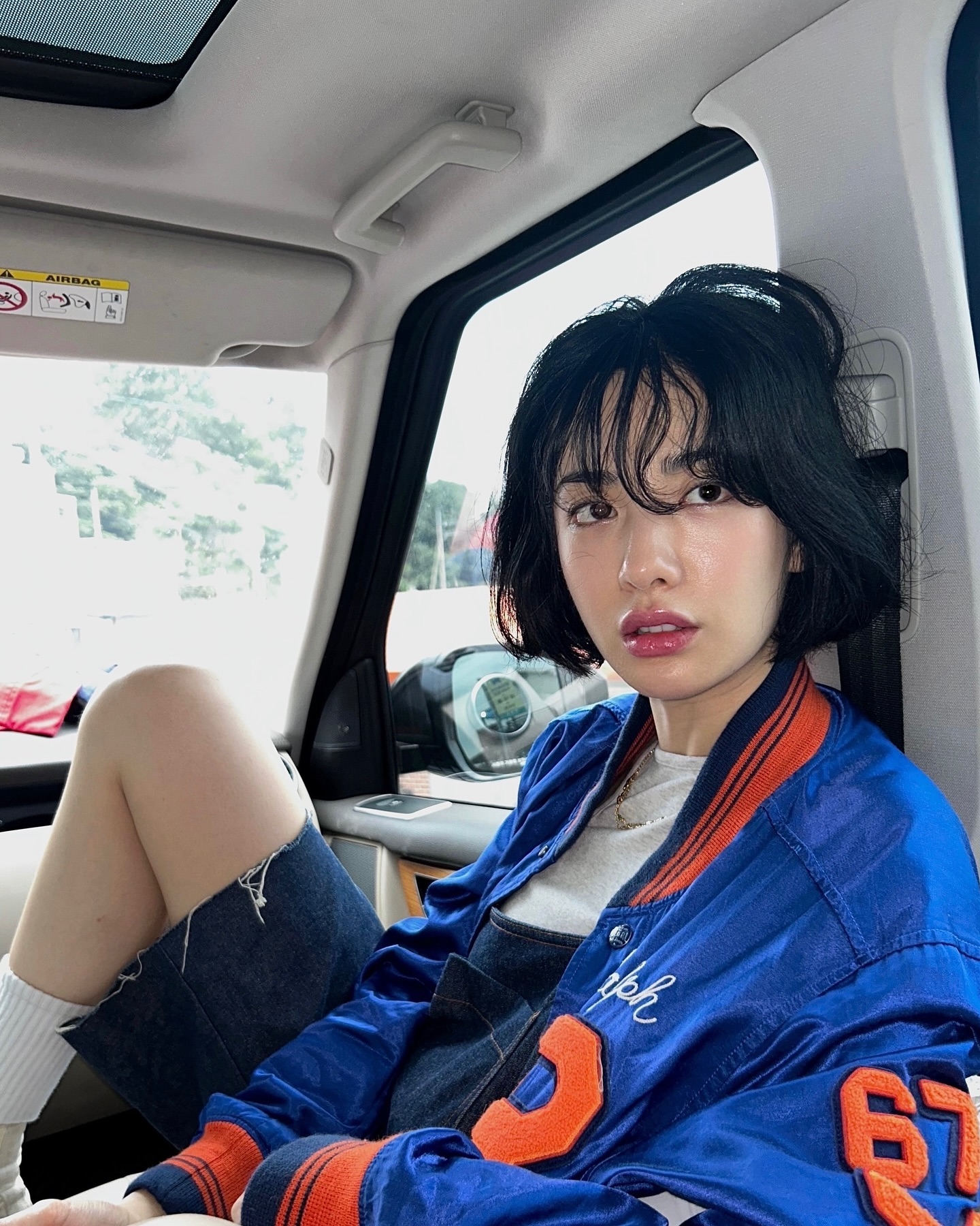 가을맞이 단발펌 어때?💇‍♀️🤎
머리 손질 귀찮을 땐 단발 히피펌 강력 추천👍 이미지