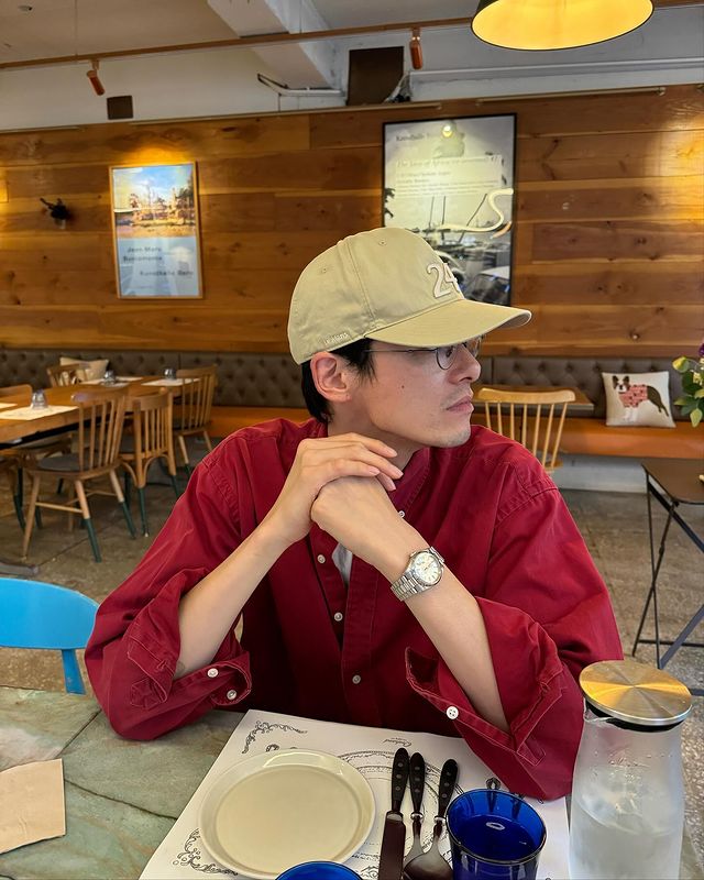 요맘때 셔츠 소매 롤업하기👔 이미지
