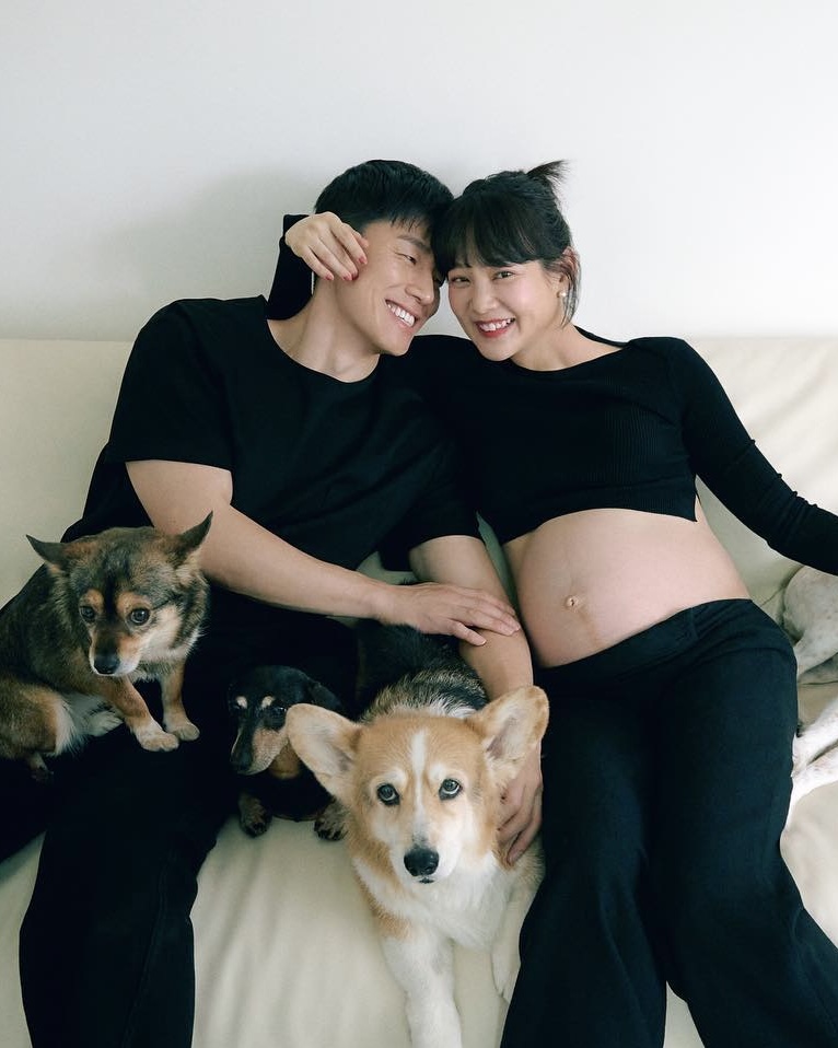 오늘은 행복한 세계 개의 날🐶🤎

오늘은 바로 세계 개의 날 “World Dog Day”! 이날은 동물 복지 및 동물 행동 전문가 콜린 페이지에 의해 만들어진 날으로, 모든 개들에 대한 인식을 개선하고 유기견 보호소에 있는 많은 반려견들을 널리 알리기 위해 시작됐는데요. 유기견을 입양하고 함께 행복한 일상을 보내고 있는 셀럽들을 살펴보세요! 이미지2