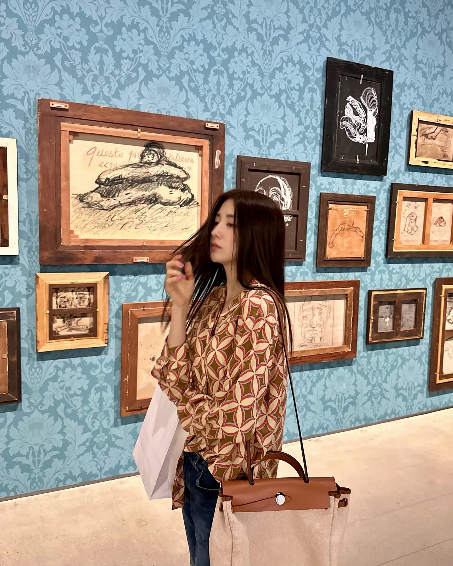 평생드는 에르메스 가방 모음👜
언니들이 선택한 클래식한 에르메스🤍 @갖고싶다..🔥

1. 차정원: 콘스탄스 18, 버킨백 25

2. 박하선: 에르백 31

3. 소유진: 가든파티 30

4. 성유리: 피코탄 18

5. 김소은: 켈리 포쉐트

6. 황신혜: 켈리백 28 이미지2