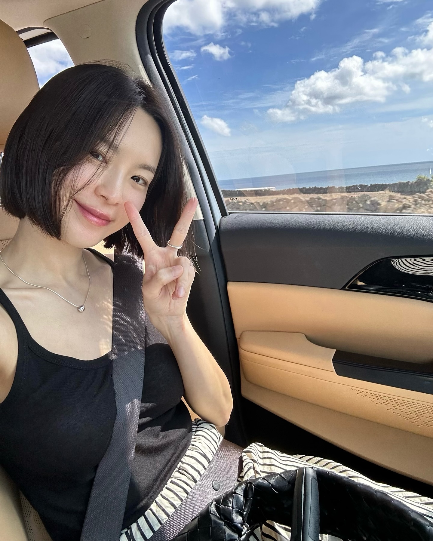 가을 맞이 NEW 헤어스타일✨🤍
깔끔하고 단정한 칼단발✔️ 미용실에 들고가야지💆‍♀️@저장 이미지