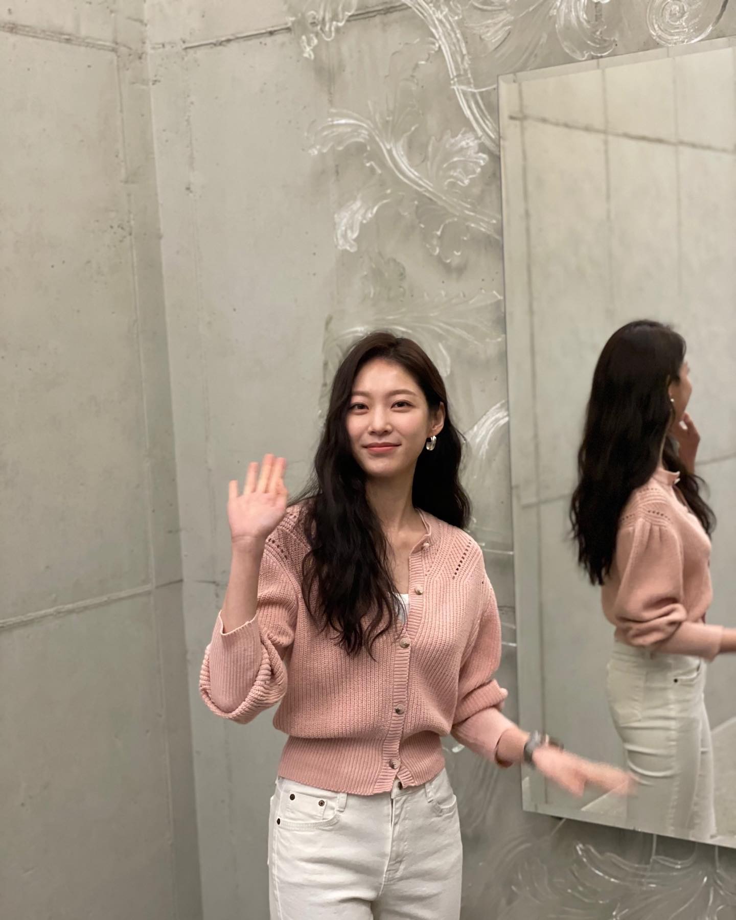 가을에 여리 무드🎀🫧핑크 가디건 이미지