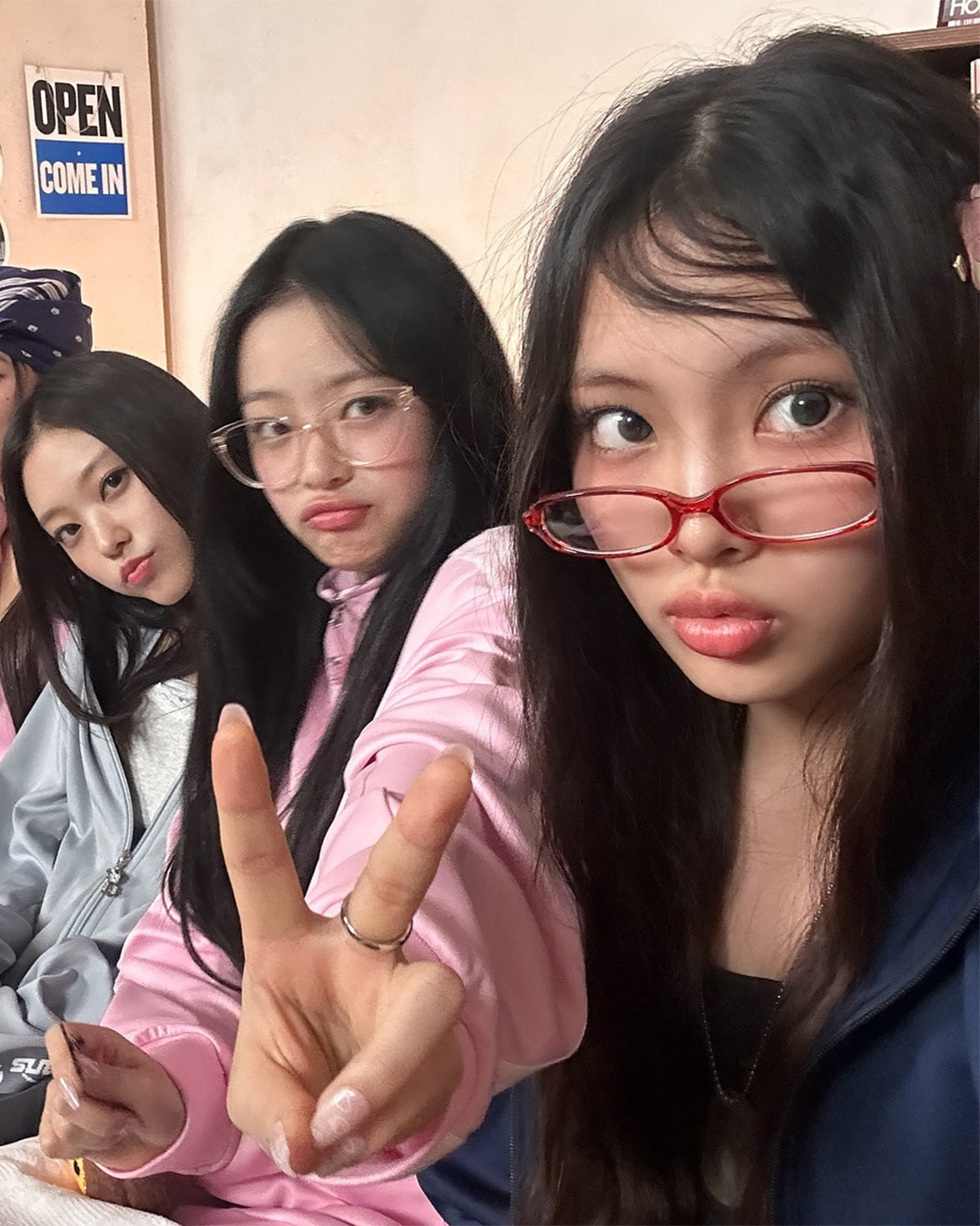 쉬운 꾸안꾸템🤓❤️셀럽 안경 코디 이미지