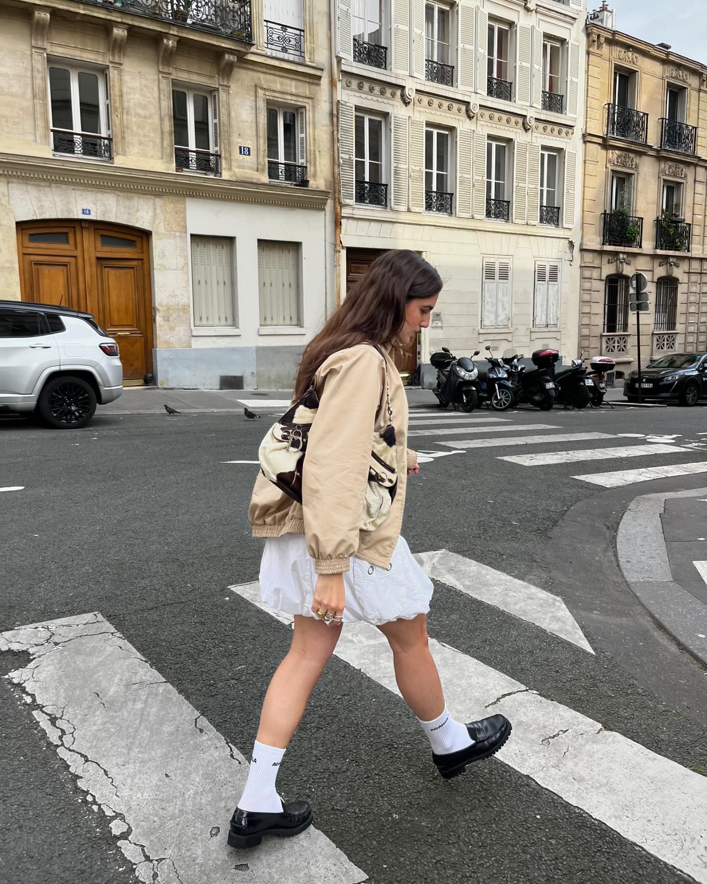 가을 블랙 로퍼와 좋은 흰양말👞🤍 이미지4