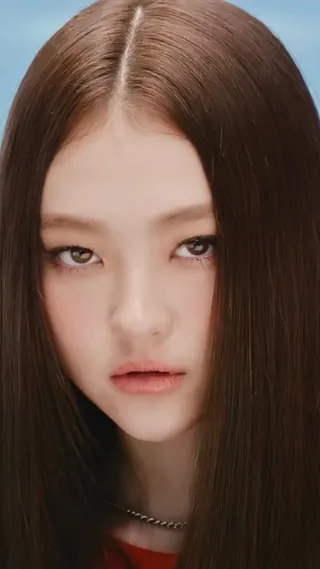 벌써 완성형 비주얼 미야오🐈⬛🩵 더블랙레이블 신인 걸그룹 MEOVV의 데뷔 싱글 ‘MEOW’ 뮤직비디오 티저가 공개됐습니다. 공개된 영상 속 독특한 사운드와 함께 완전체로 등장한 미야오는 저마다 개성을 확연하게 드러내며 괴물 신인의 등장을 예감케 하는데요. 바로 내일(6일) 오후 6시 데뷔 타이틀 싱글 ‘MEOW’를 발매하고 본격 활동에 돌입할 예정입니다. 이미지