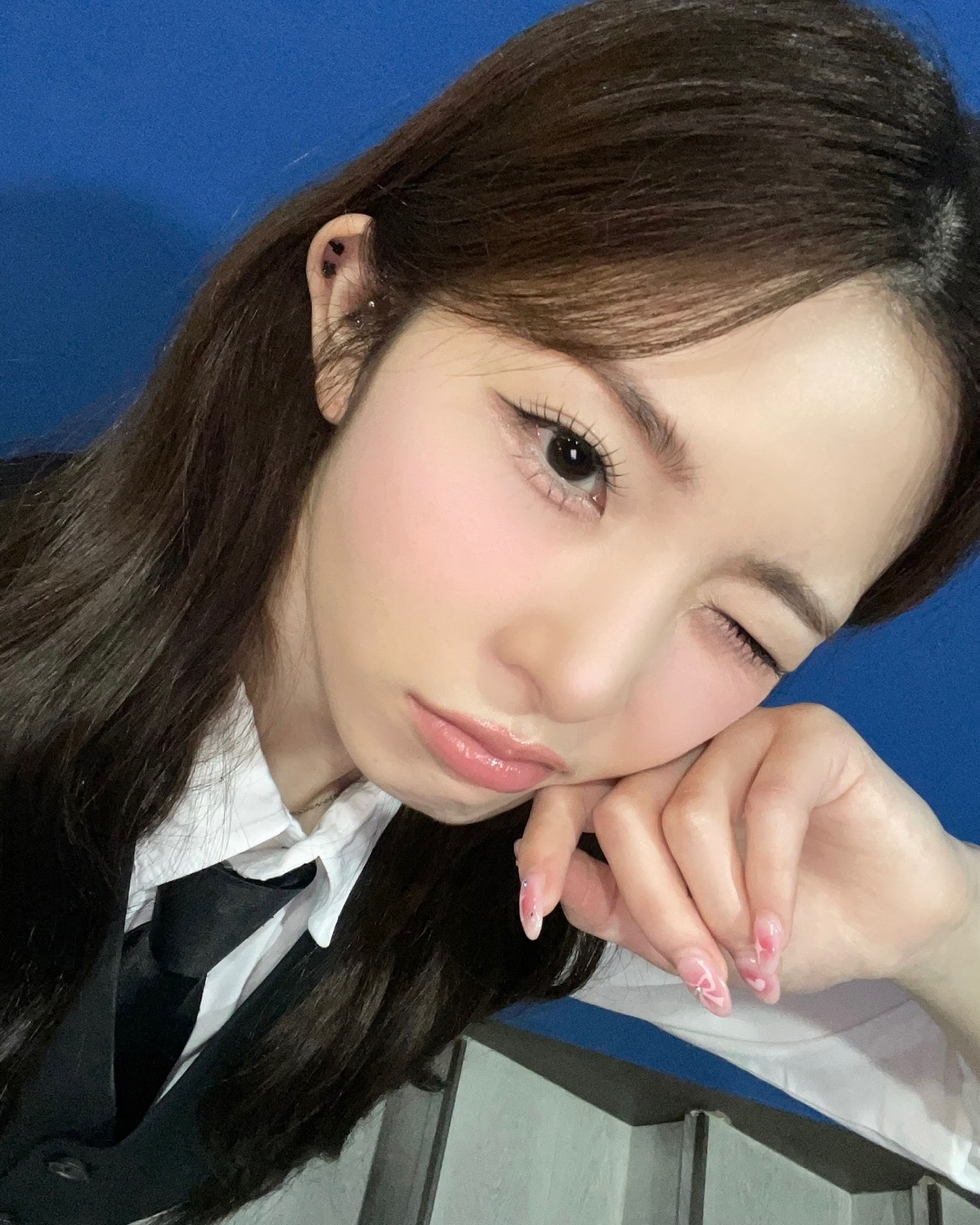 미지근립에 글로시 더해 가을 분위기💄 이미지