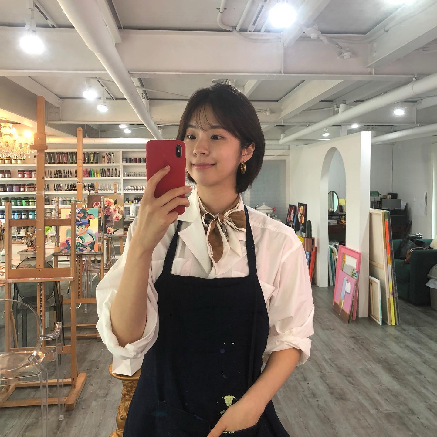 가을 셔츠에 스카프로 분위기🤍✨ 이미지7