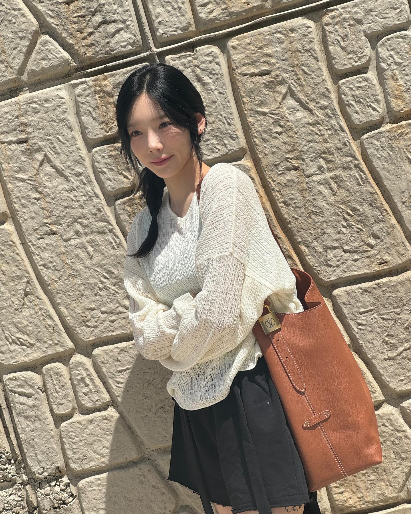 가을 러블리❤️니트+미니스커트 이미지