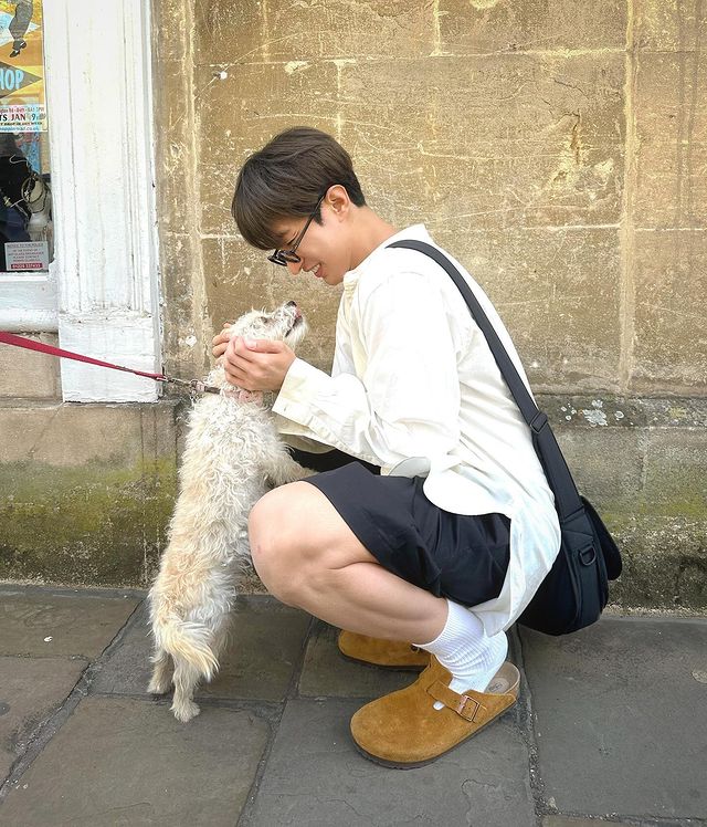 깰꼼하게 화이트셔츠 갑시다👔 이미지6
