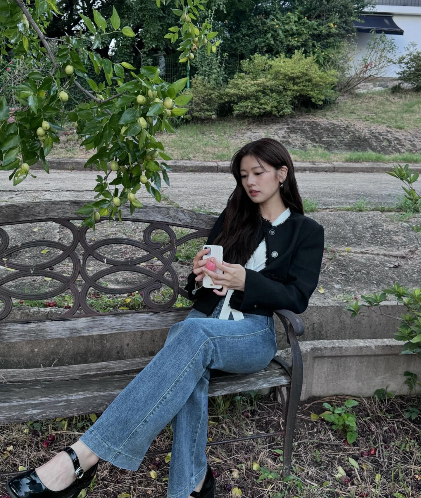 가을 깔끔룩🖤블랙트위드+데님 이미지