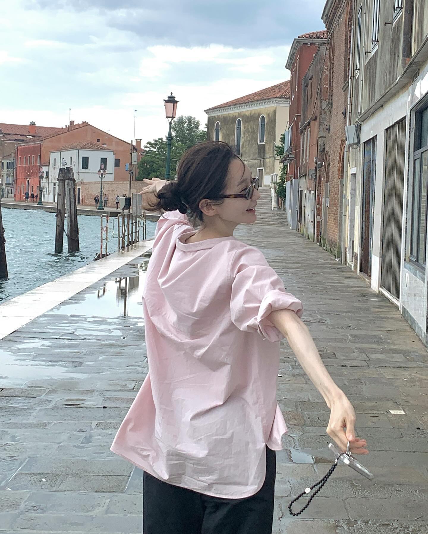 꾸안꾸 조합🤓🩵셔츠+안경 이미지4