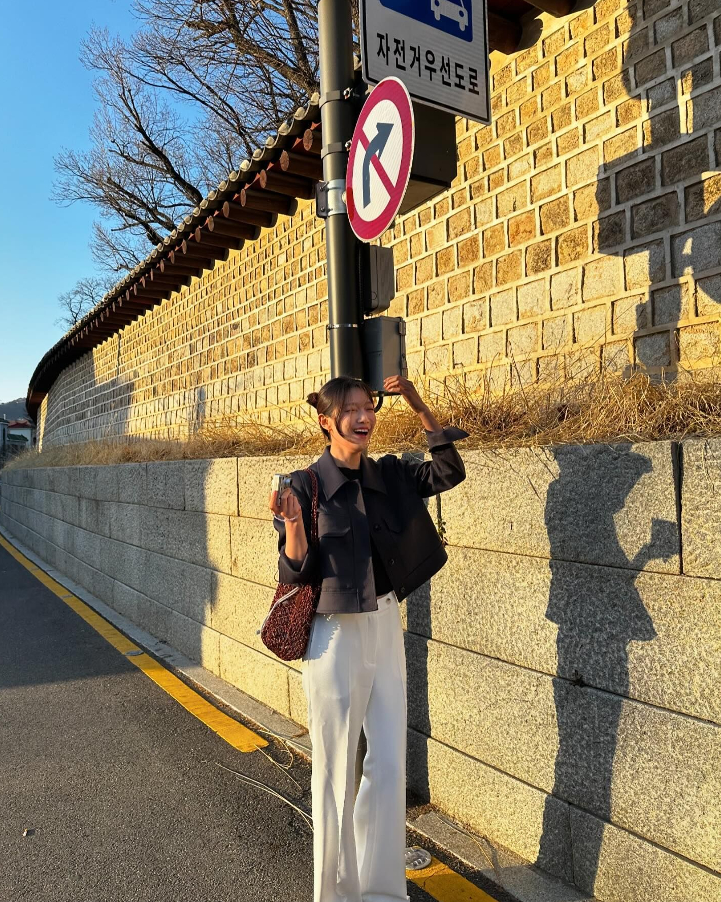 출근룩이 고민이라면?👚
손민수하기 좋은 이주우의 사복 스타일 모음✨  이미지9
