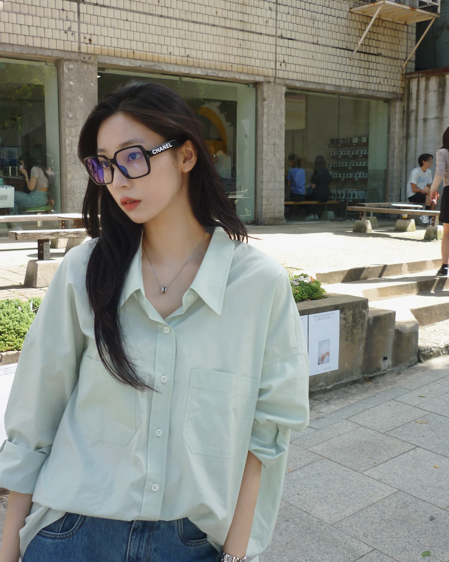 꾸안꾸 조합🤓🩵셔츠+안경 이미지2