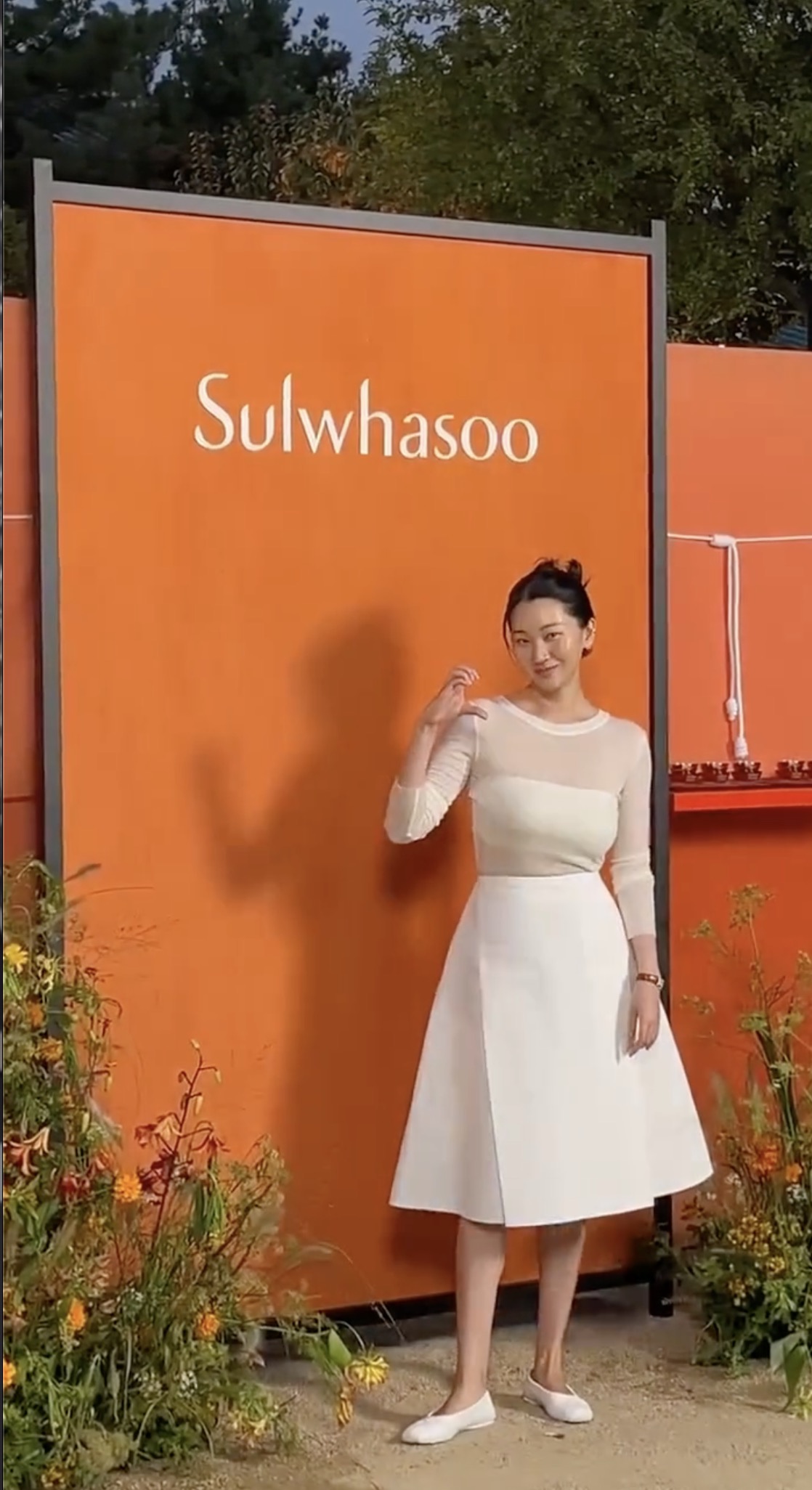 발레리나 같은🩰장윤주 화이트룩
설화수 행사장 속 올화이트룩으로 퓨어한 매력up🤍 이미지