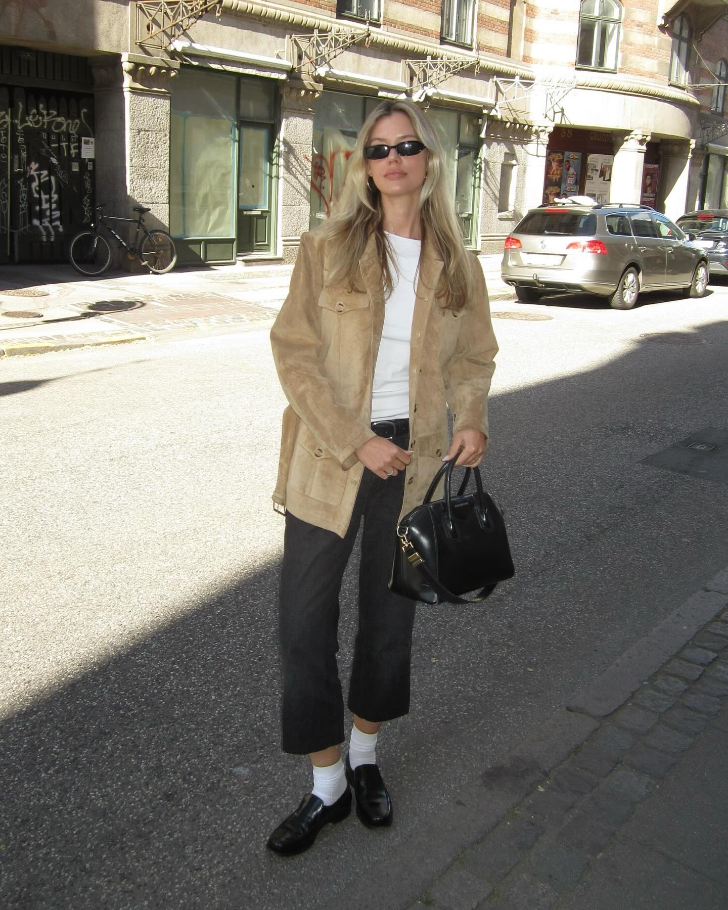 지금하세요🖤🤍로퍼 + 흰양말 이미지4