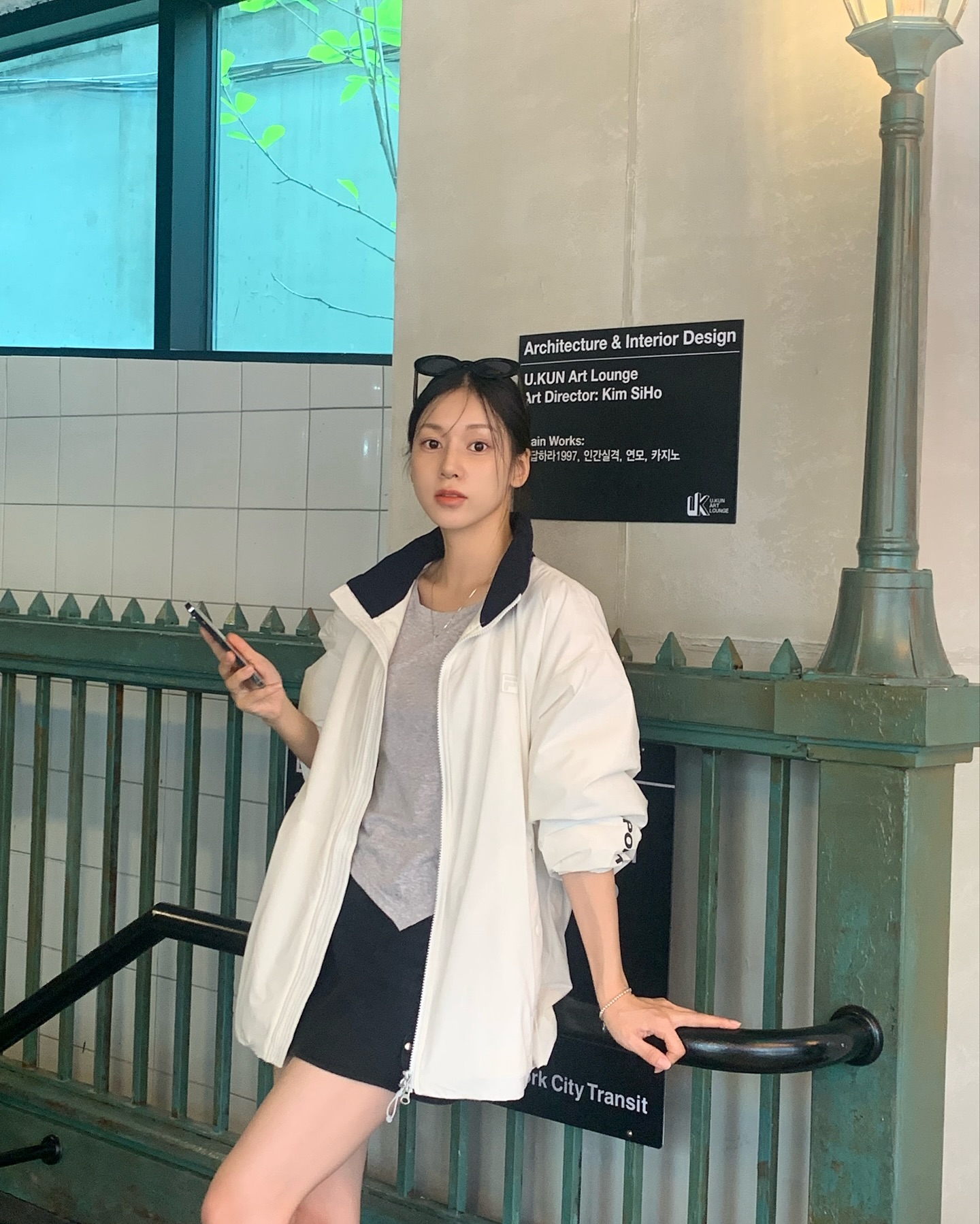 요즘 유행 스포티룩🤍💙@필수템
가을비 소식에 곧 추워질 날씨 대비🌪️휠라 트랙패딩 자켓 #광고 이미지7