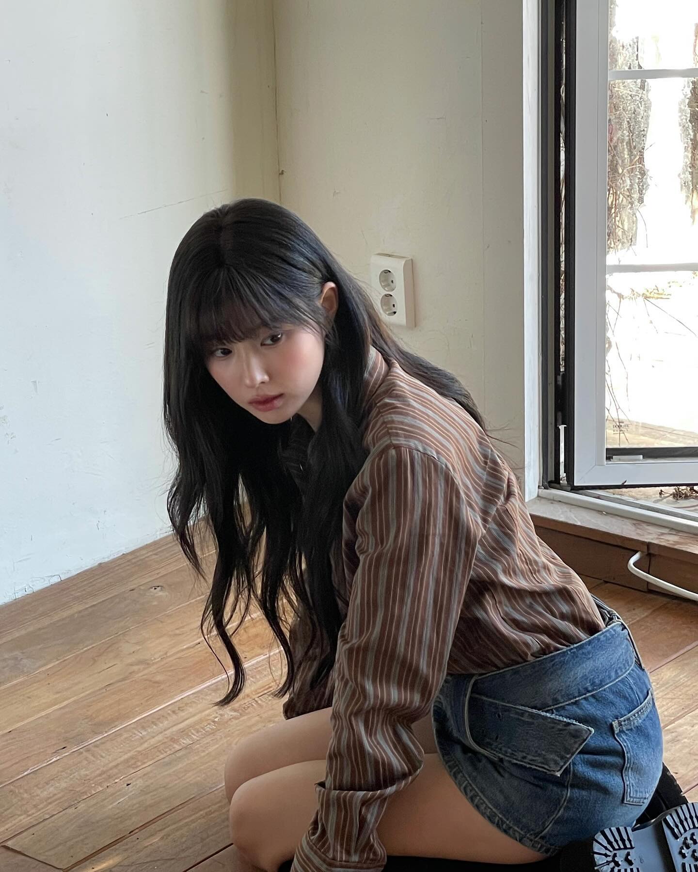 포인트로 딱✔️스트라이프 셔츠👔 이미지