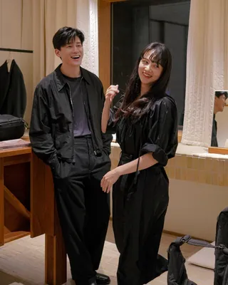 로맨틱한 감성의 블라우스 코디🌹
입자마자 분위기 여신 등극💖 이미지