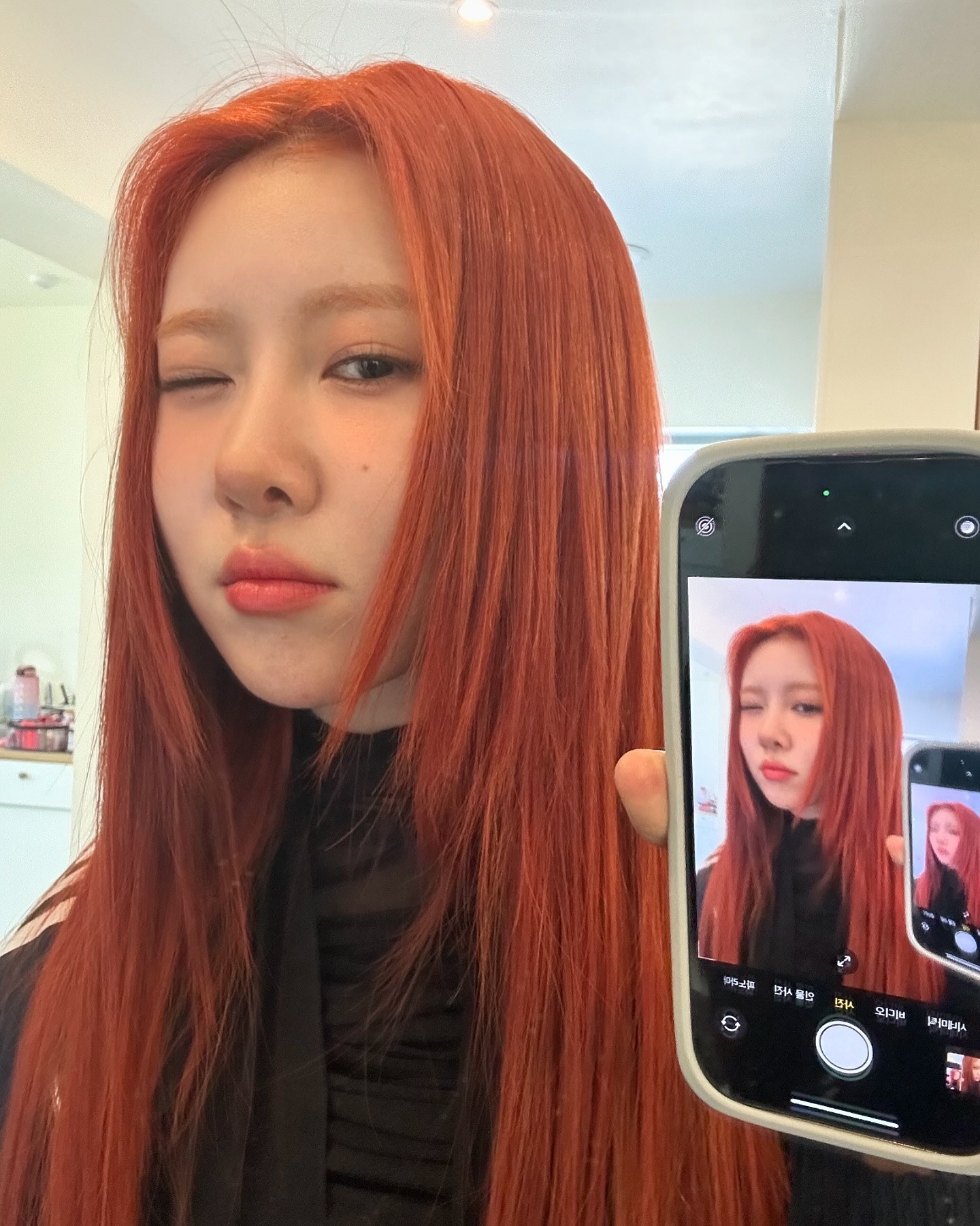 이렇게 염색해주세요👩‍🦰🧡
몽환적인 분위기🍁 백예린의 진저헤어 이미지1