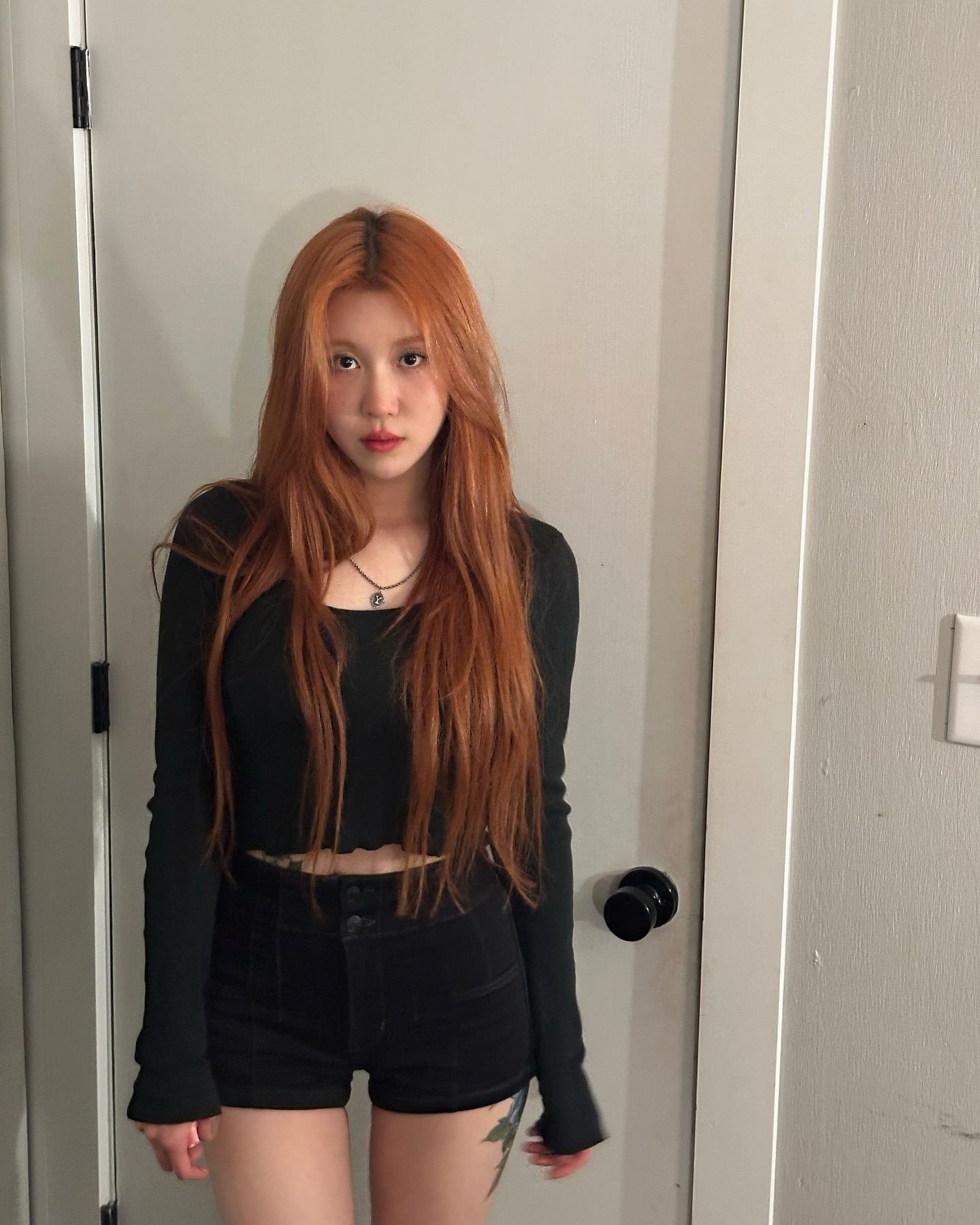 이렇게 염색해주세요👩‍🦰🧡
몽환적인 분위기🍁 백예린의 진저헤어 이미지7