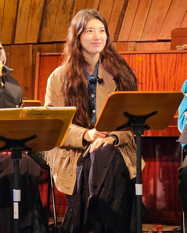 연관 토픽 이미지