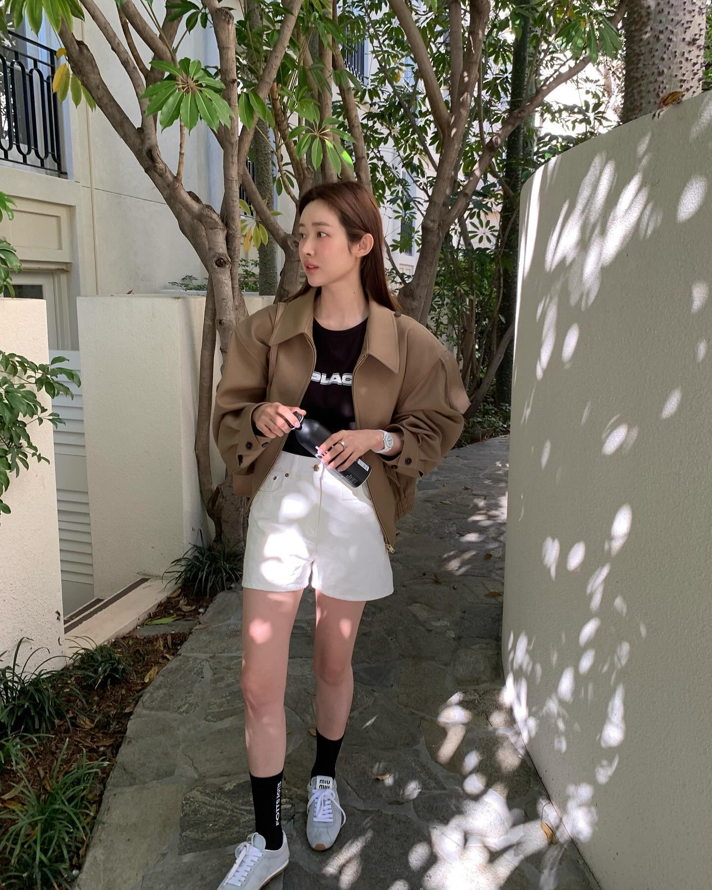 클래식과 캐주얼을 넘나드는⌚️샤넬 J12 코디🤍🖤
 이미지8