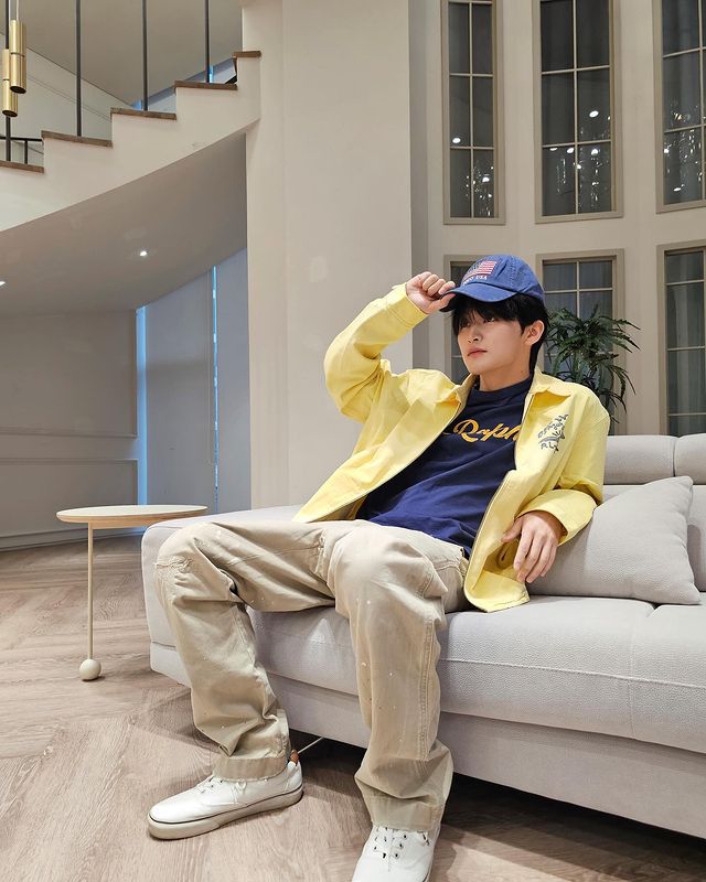 마크가 폴로 볼캡 소화하는 법🧢 이미지7