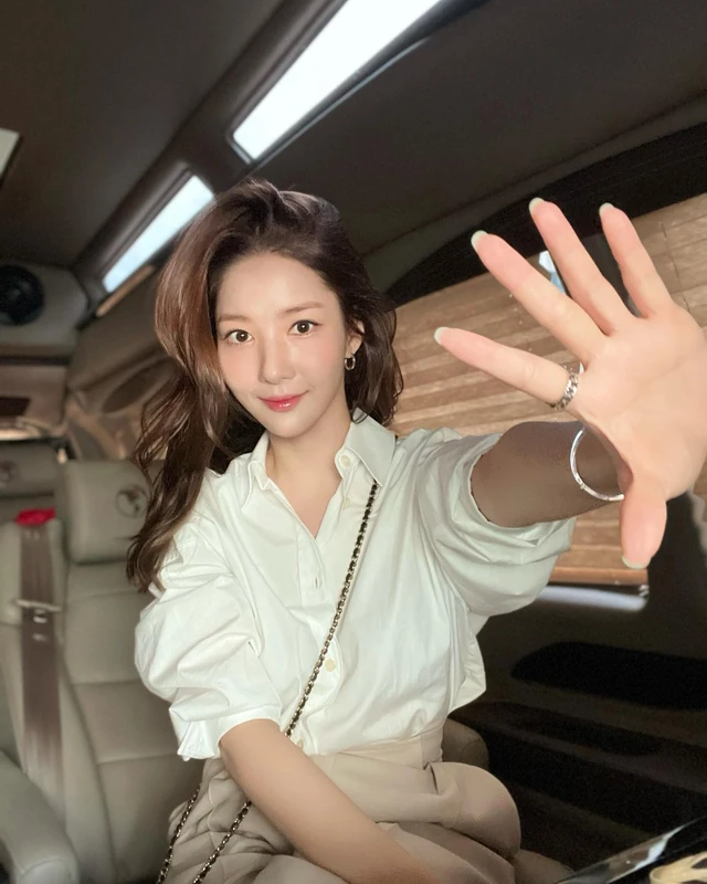 연관 토픽 이미지