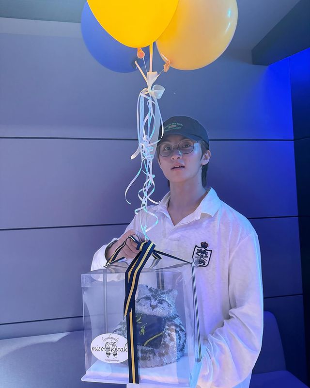 마크가 폴로 볼캡 소화하는 법🧢 이미지4