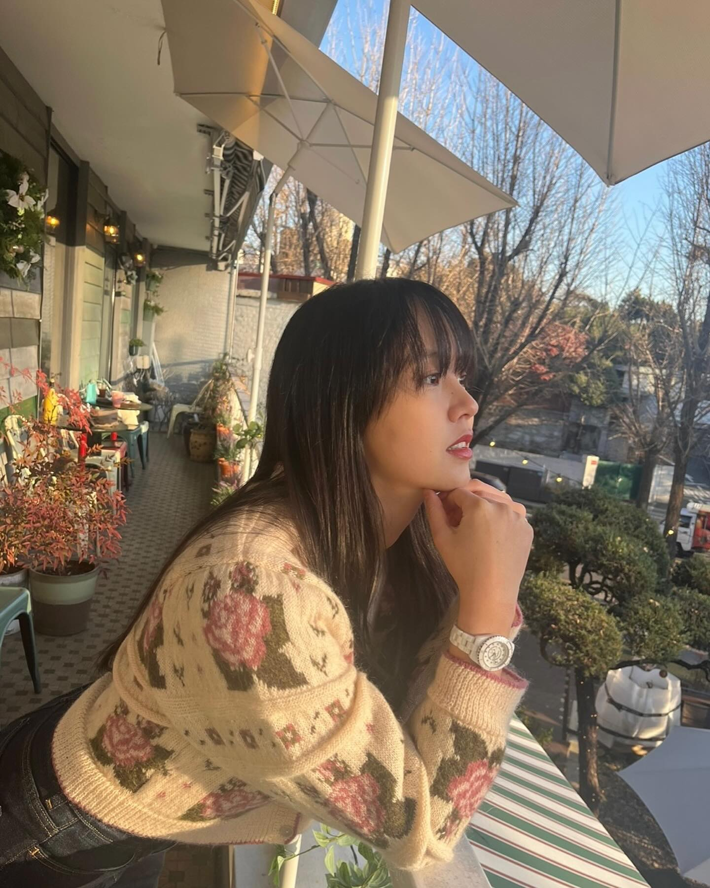 클래식과 캐주얼을 넘나드는⌚️샤넬 J12 코디🤍🖤
 이미지4