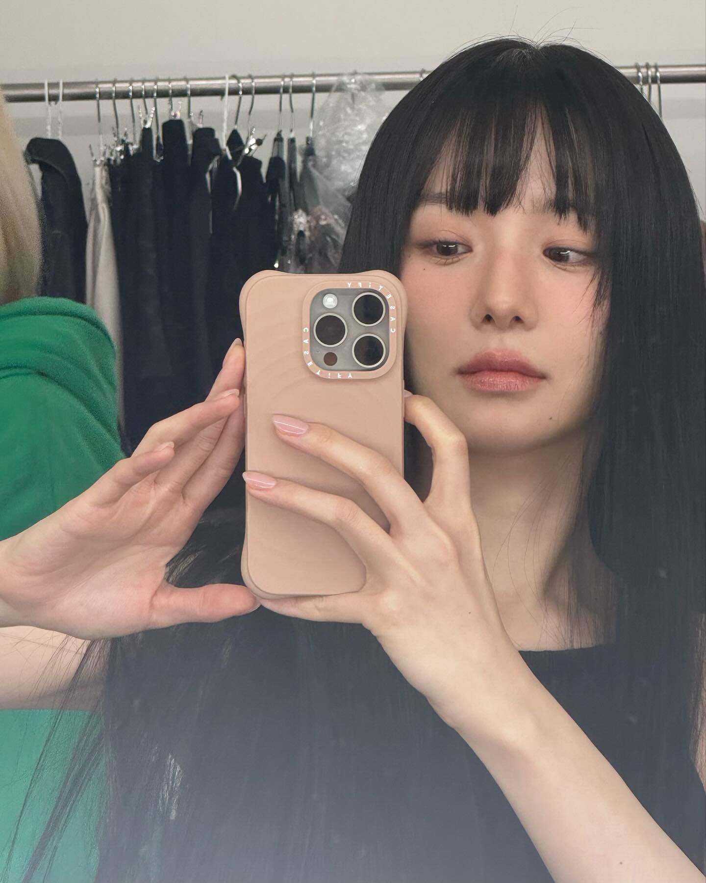 선선해진 날씨에 끌리는 풀뱅💈🖤 이미지
