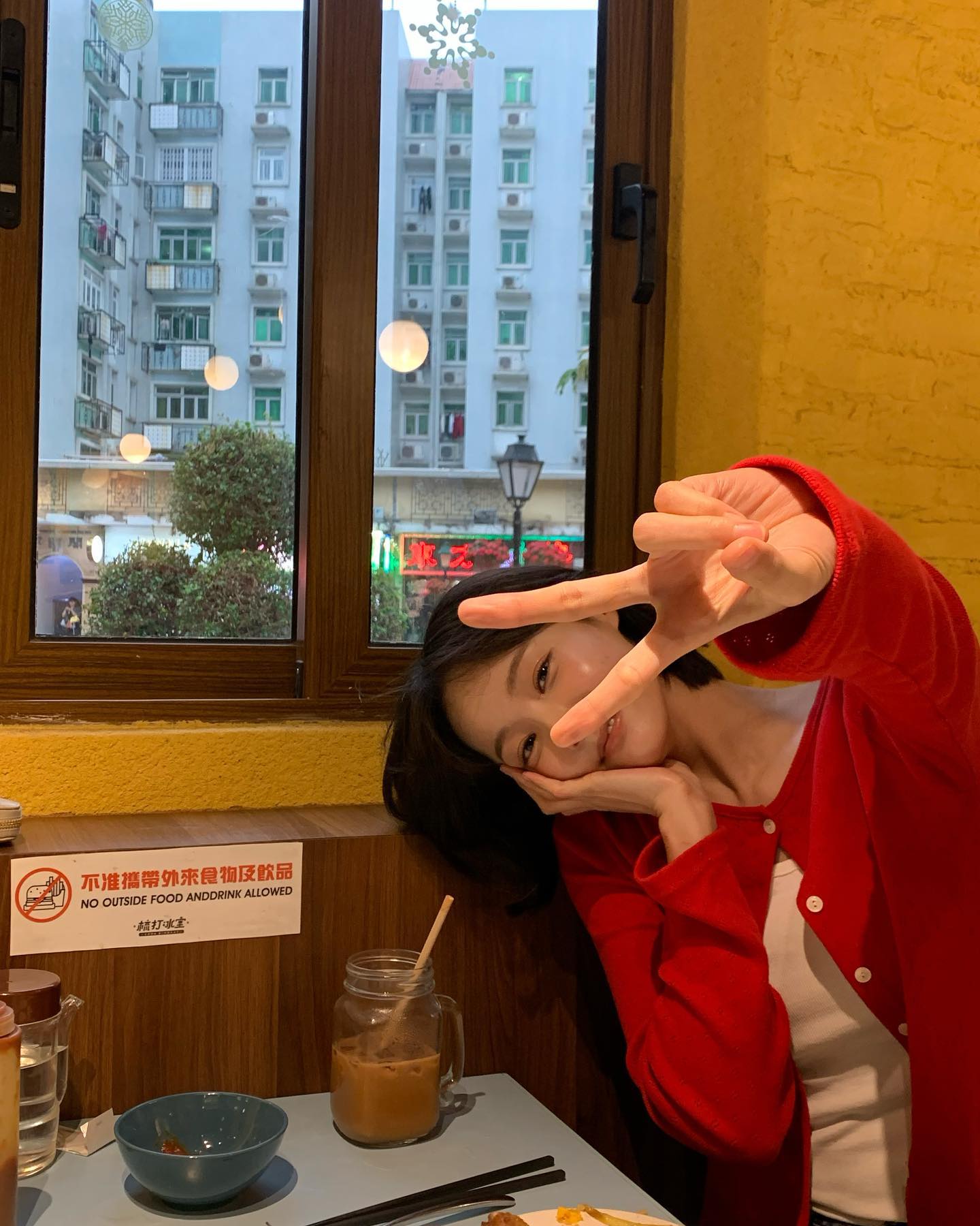 가을을 물들일🍁❤️레드 스타일링 이미지