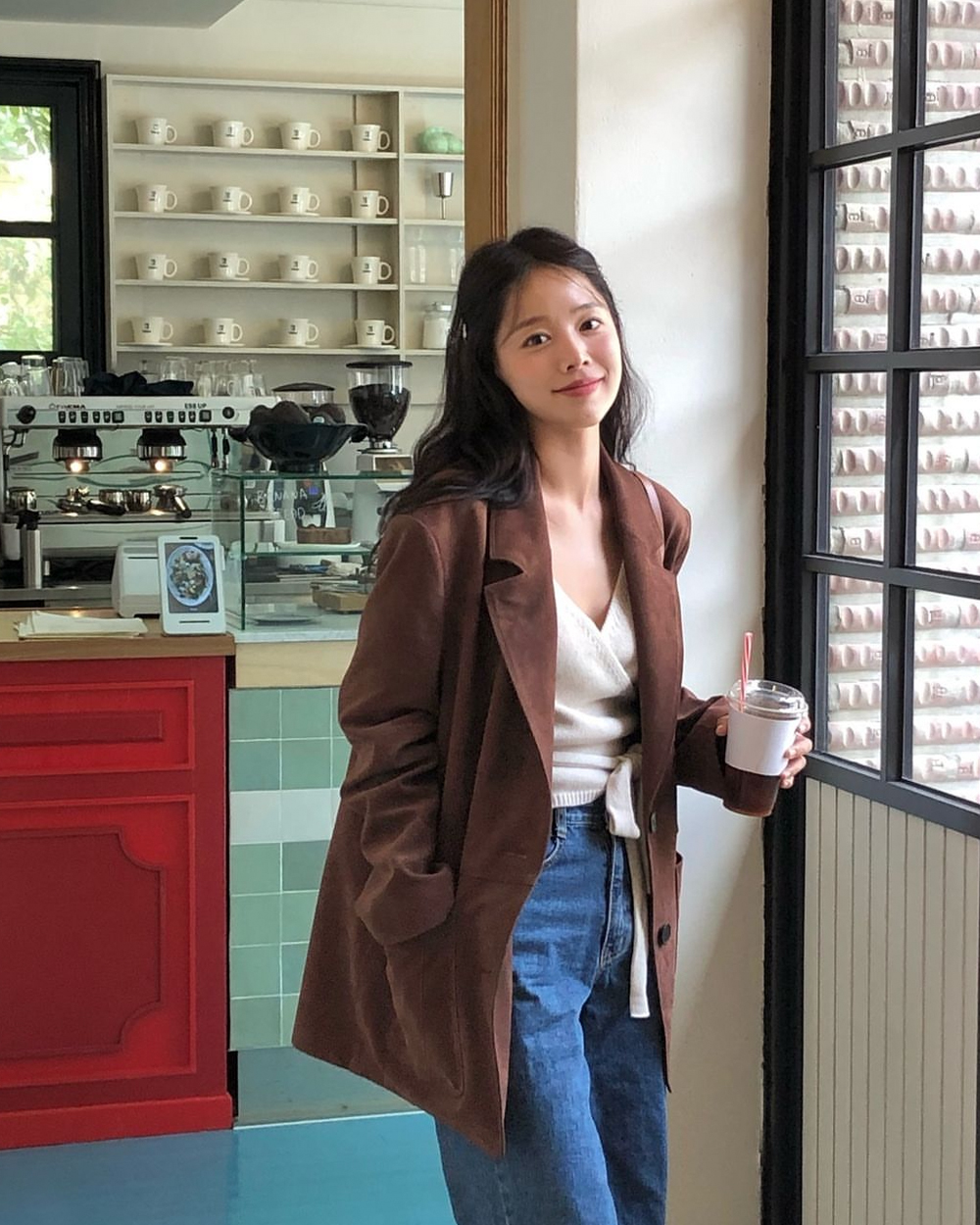 스웨이드 자켓🤎🖤이렇게 @입어
올가을 주목할 유행템🍁풍성한 가을룩에 필수야 이미지2