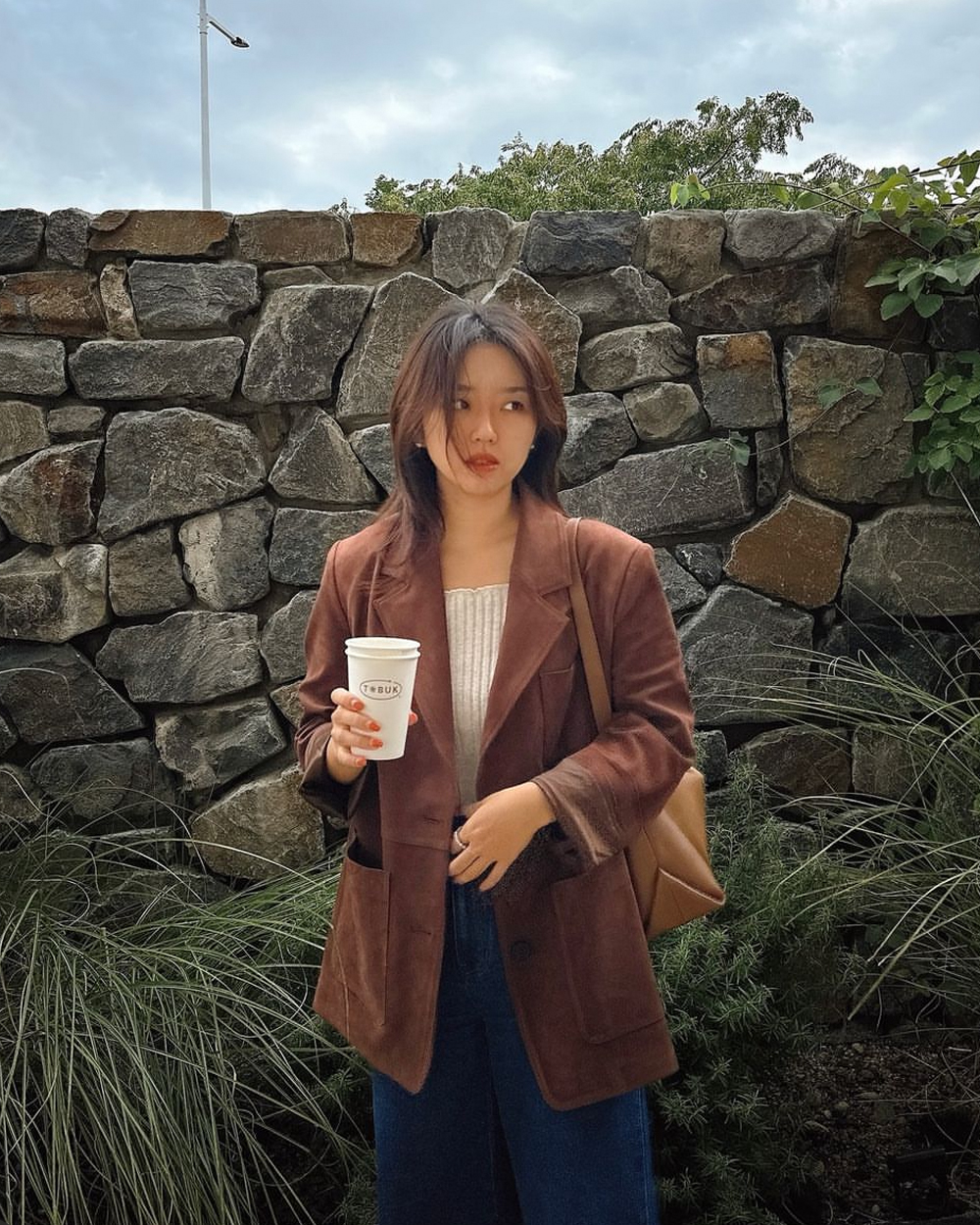 스웨이드 자켓🤎🖤이렇게 @입어
올가을 주목할 유행템🍁풍성한 가을룩에 필수야 이미지9