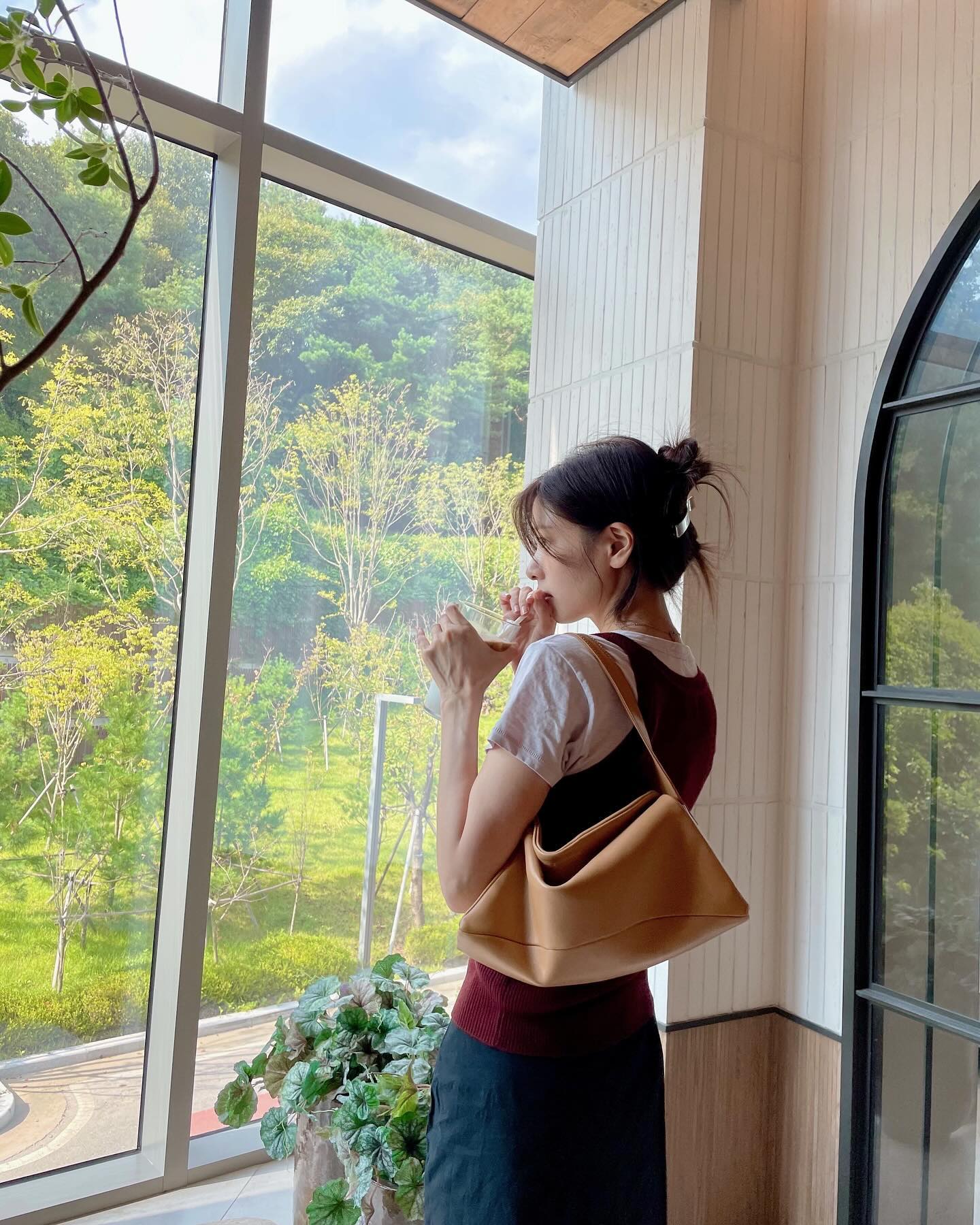 엄친아 정소민 일상룩🧡💛설레여 이미지"