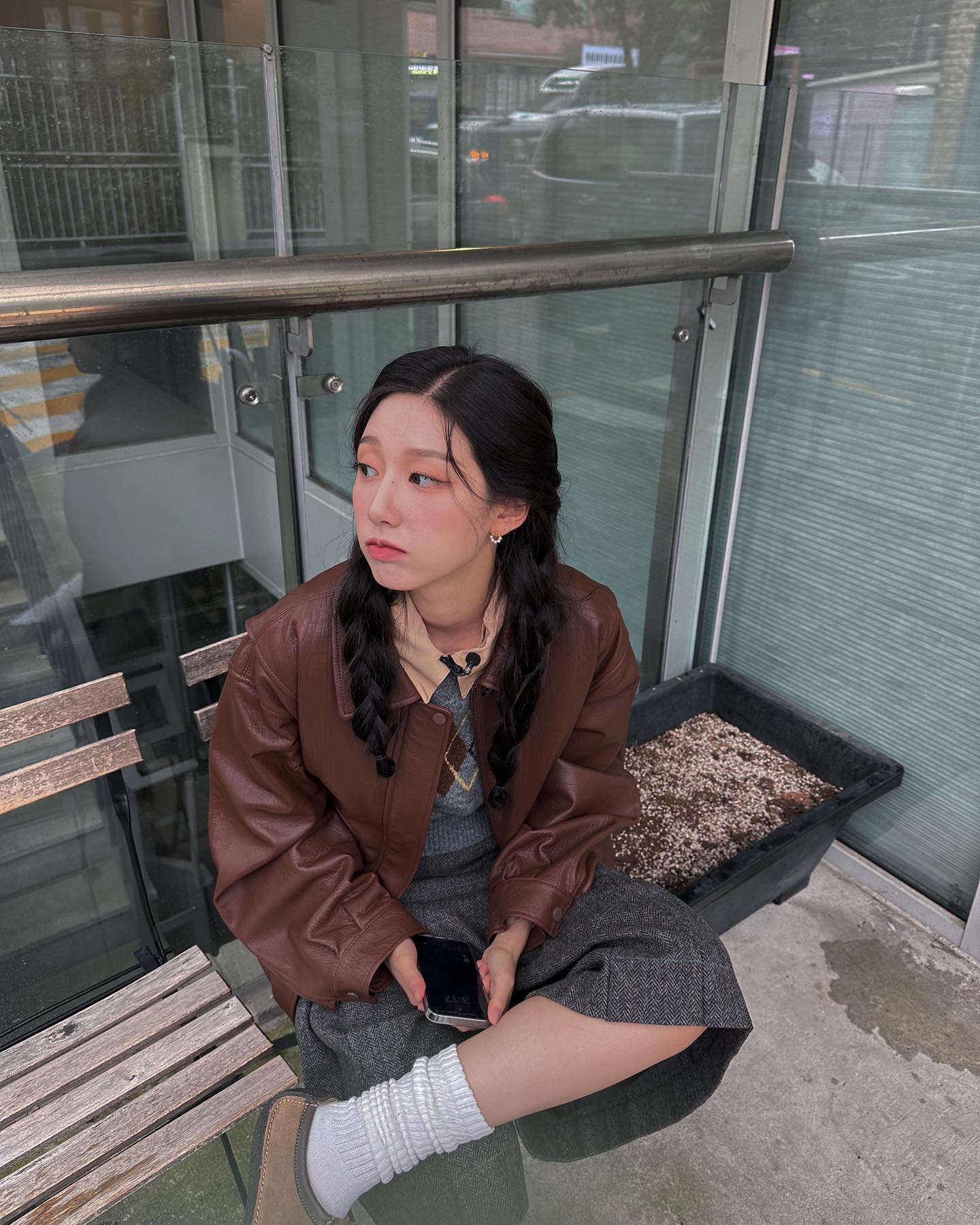 브라운 레더로 감성 챙겨🤙🏻🤎 이미지4