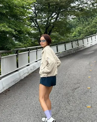 러닝하기 좋은 계절 가을🍁🏃♀️
초보 러너를 위한 셀럽들의 러닝룩 이미지