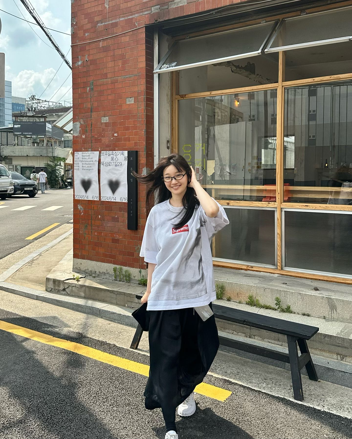 박소담이 블랙스커트 입는법🖤 이미지4