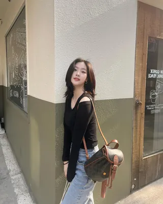 가볍고 세련된 레이어드 컷💇🏻♀️🤎 이미지