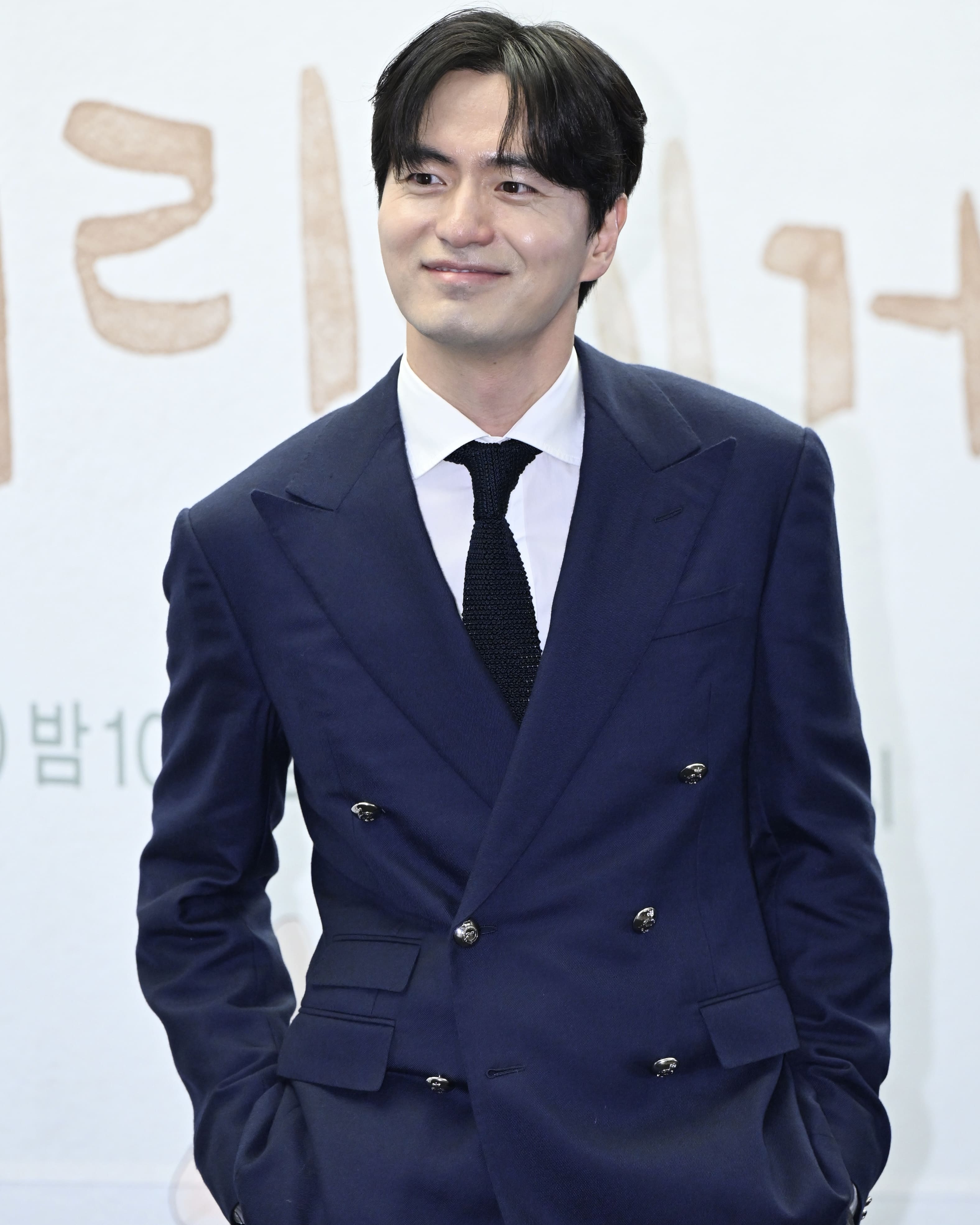 이진욱 이미지
