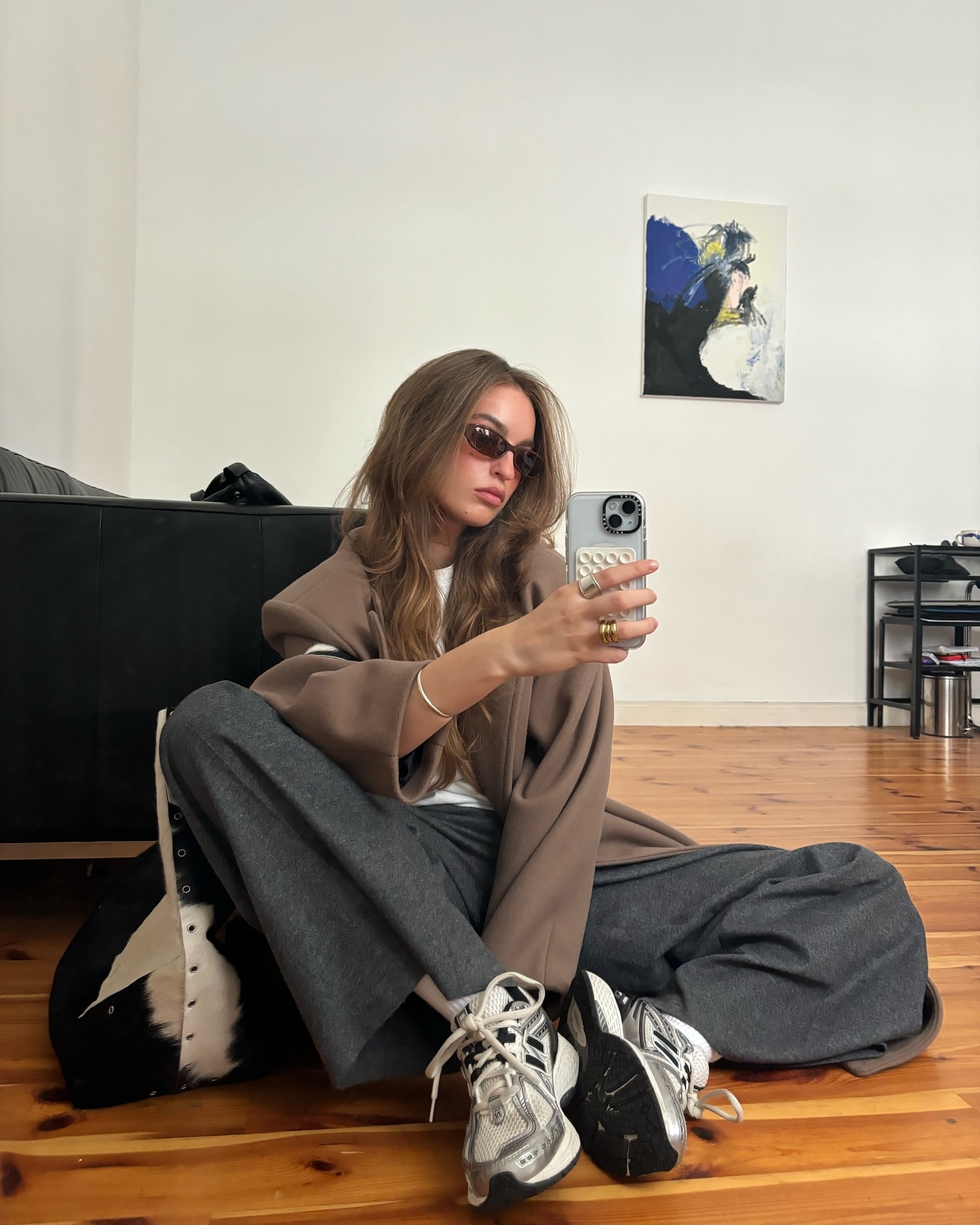 가을룩, 그런데 이제 @스니커즈를 곁들인👟🤍 이미지