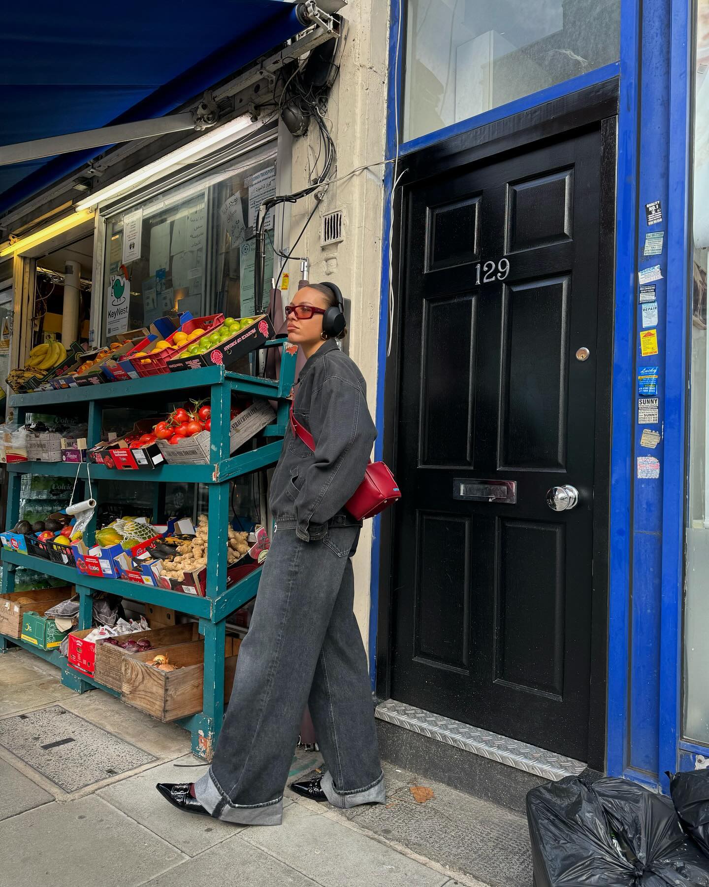 헤드폰도 패션🎧🎵
오늘따라 룩이 심심하다? 헤드폰으로 감성 한 스푼 추가요✨ 이미지8