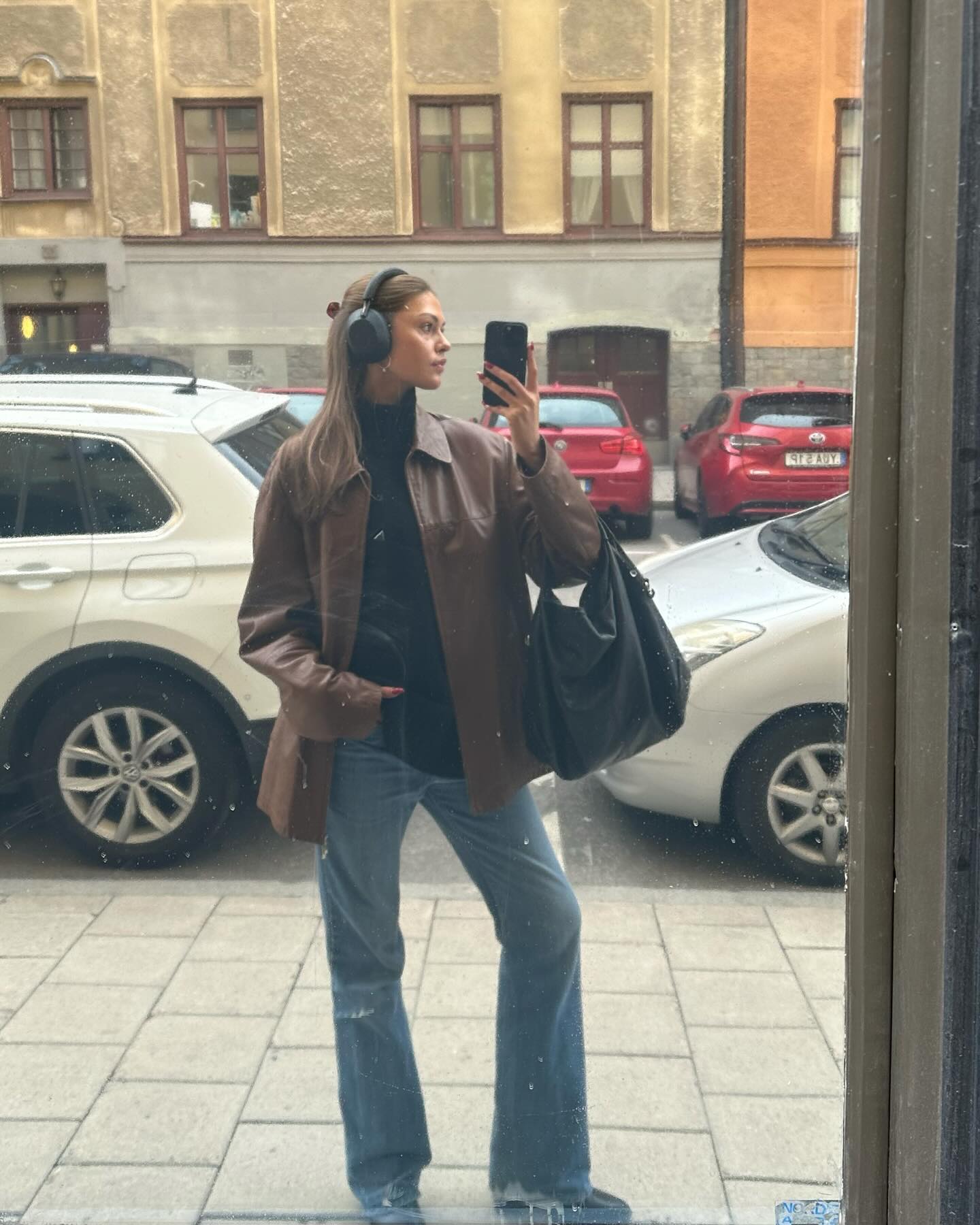 헤드폰도 패션🎧🎵
오늘따라 룩이 심심하다? 헤드폰으로 감성 한 스푼 추가요✨ 이미지4