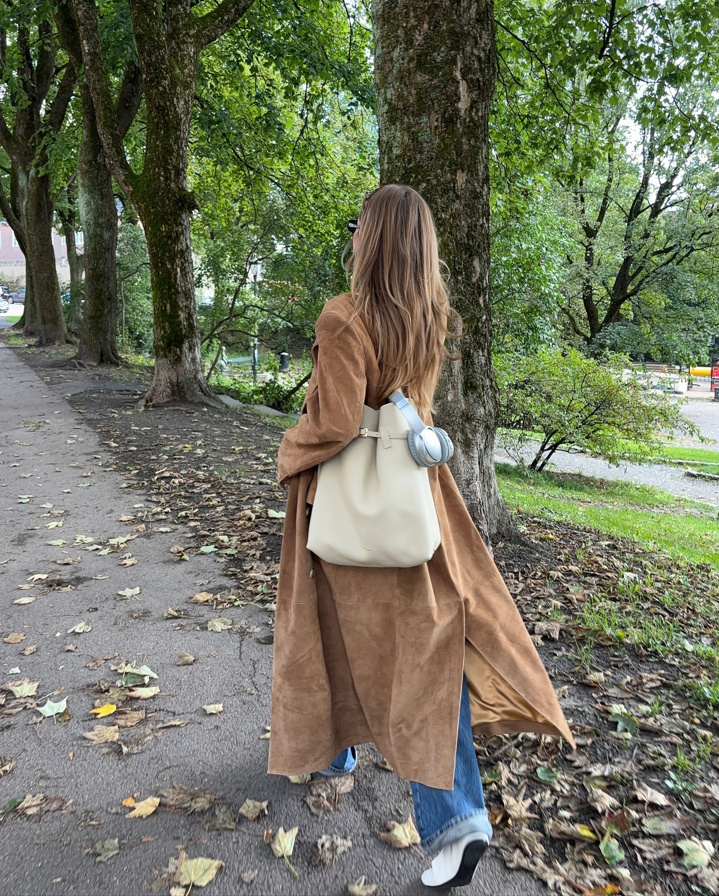 헤드폰도 패션🎧🎵
오늘따라 룩이 심심하다? 헤드폰으로 감성 한 스푼 추가요✨ 이미지5