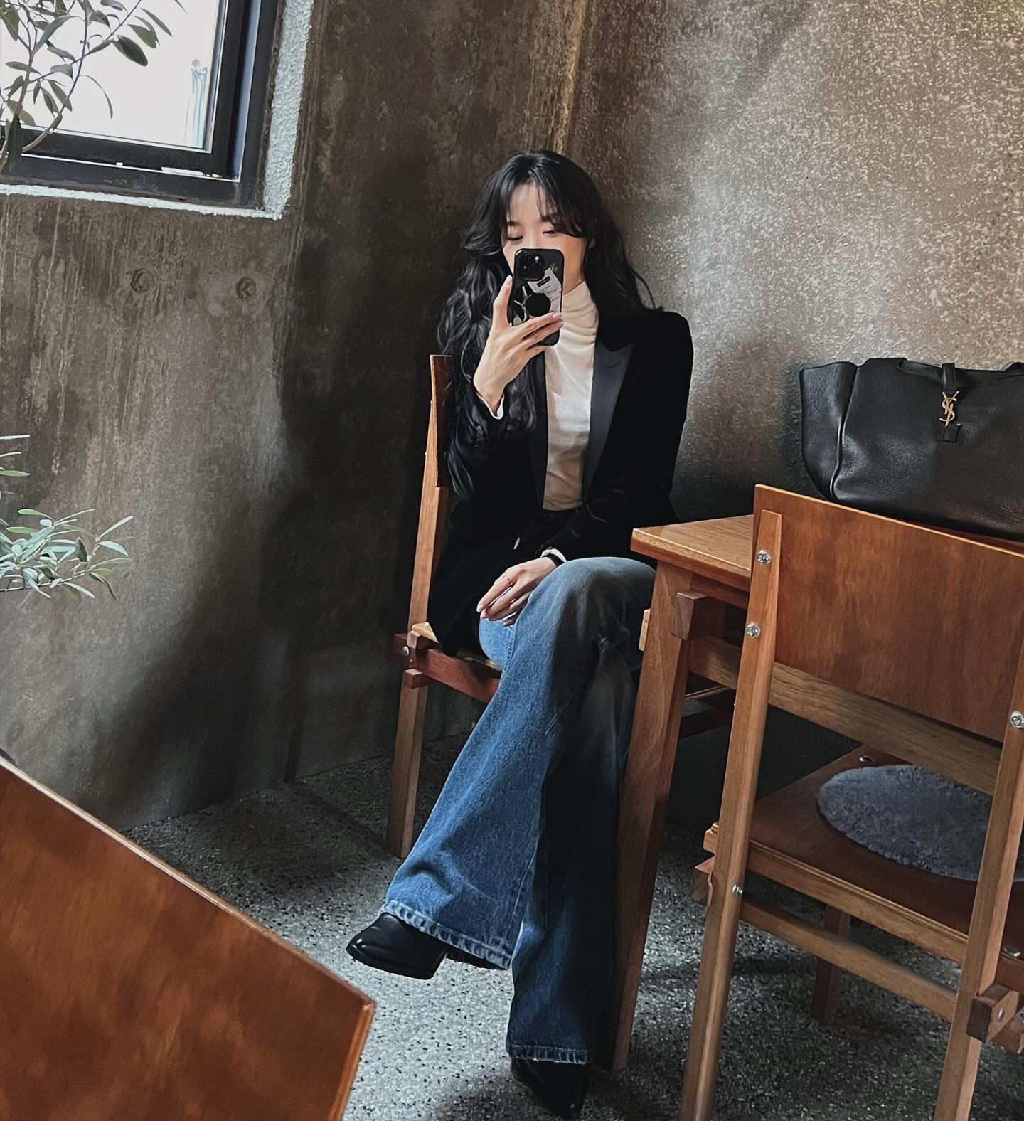 매년 입는 블랙자켓엔 데님🖤👖 이미지