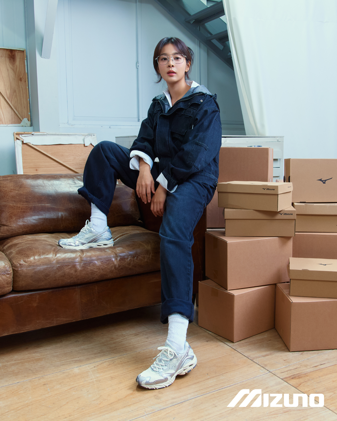 꾸안꾸 여신 설인아💙🤍애정 운동화
미즈노 WAVE RIDER 10 데일리 아웃핏👟참고해 #광고

미즈노와 배우 설인아가 만났습니다🔥

드라마와 예능에서 다재다능한 매력을 뽐내는 배우 설인아가 픽한 데일리 운동화는 미즈노의 ‘WAVE RIDER 10’!

미즈노의 헤리티지를 녹여낸 WAVE RIDER 10, 배우 설인아의 진지하면서도 부드러운 매력이 만나 남다른 아웃핏을 선사합니다. 스포티한 쉐입에 메탈릭 포인트를 더해, 단순한 패션 아이템을 넘어 나만의 개성을 표현하게 해주는 미즈노 WAVE RIDER 10.

캐주얼은 물론, 오피스룩에도 ‘찰떡'인 스니커즈를 찾고 있다면 미즈노의 WAVE RIDER 10을 지금 만나보세요. 이미지4
