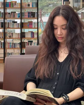 우리는 노벨문학상 수상자 보유국🏆✨연예계 애독가 7인을 소개합니다📚서점 가야지! 이미지