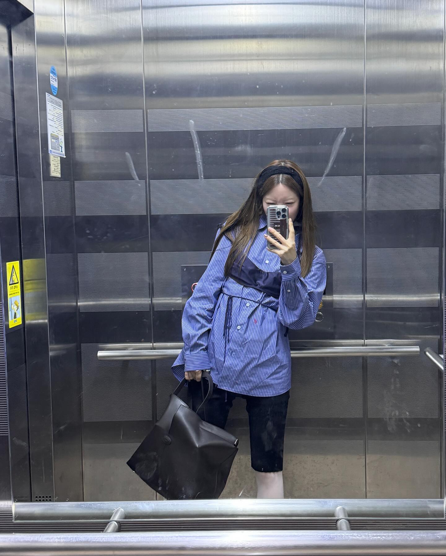 이번주 코디 추천템🤍👔셔츠
스트라이프 포인트로 더하는 꾸안꾸 가을 코디🍁 이미지6
